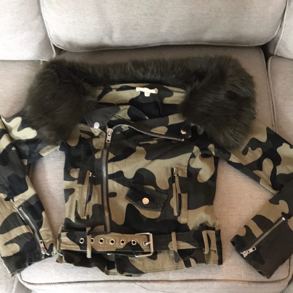 Off The Shoulder Green Army Jacket